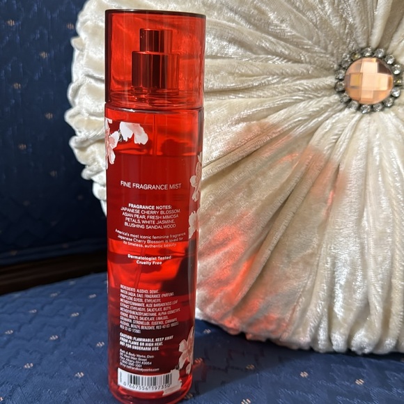 BATH & BODY WORKS SET. . . JAPANESE CHERRY BLOSSOM SCENT - Picture 6 of 6